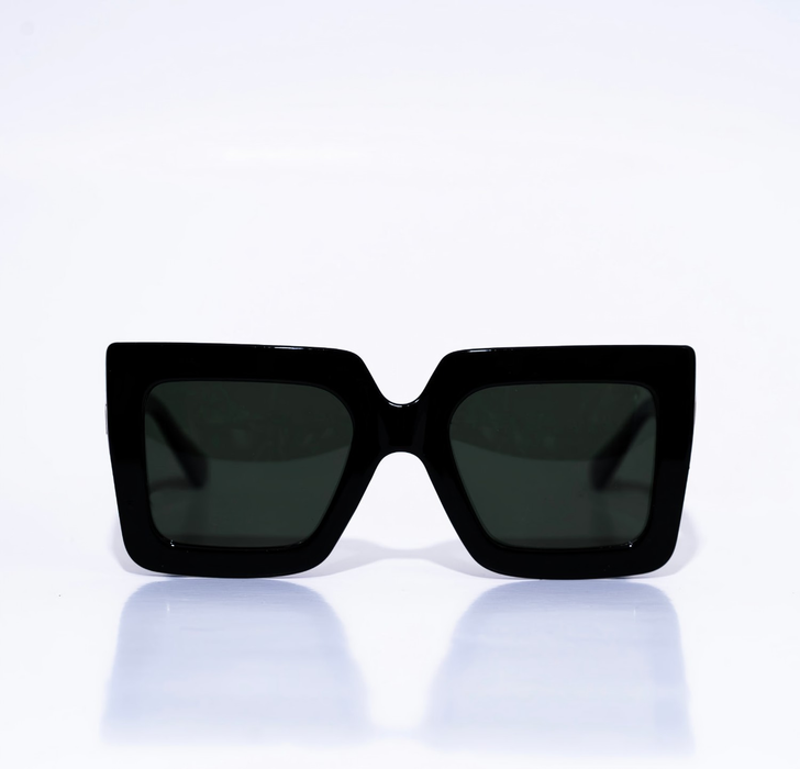 Onyx black oversized sunglasses
